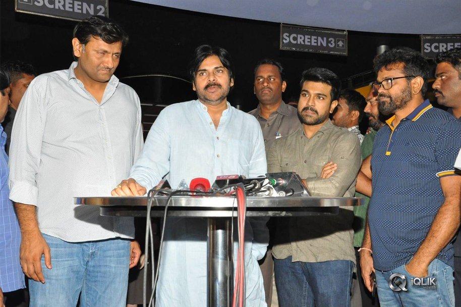 Pawan-Kalyan-Watched-Rangasthalam-along-with-Ram-Charan